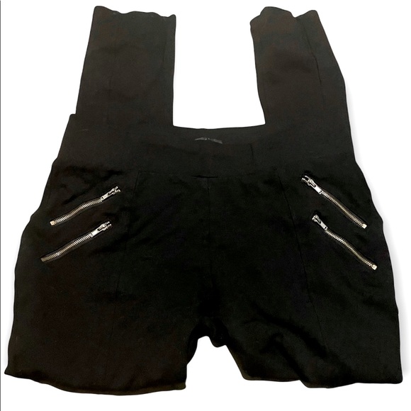 SKY Plus Black High Waisted Zipper Leggings | EUC | Plus Size 1X - Picture 2 of 4